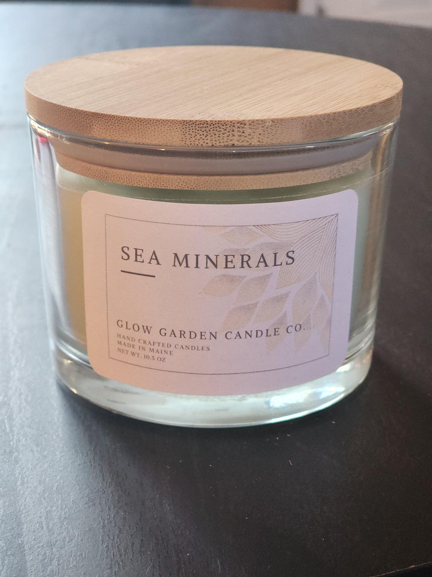 Sea Minerals 10.5 oz candle with bamboo lid